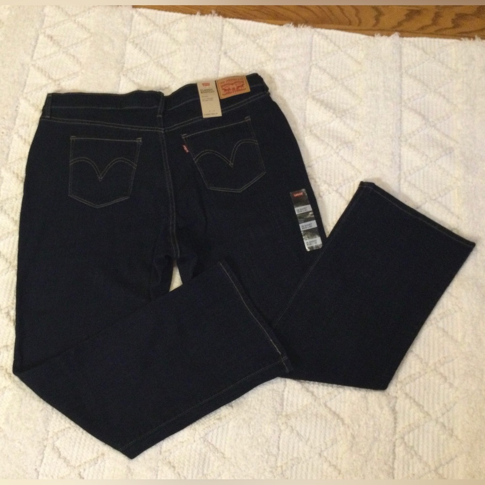 🎉13xHP!!🎉 NWT Levi’s | Classic Bootcut Sculpt Jeans - Picture 12 of 16